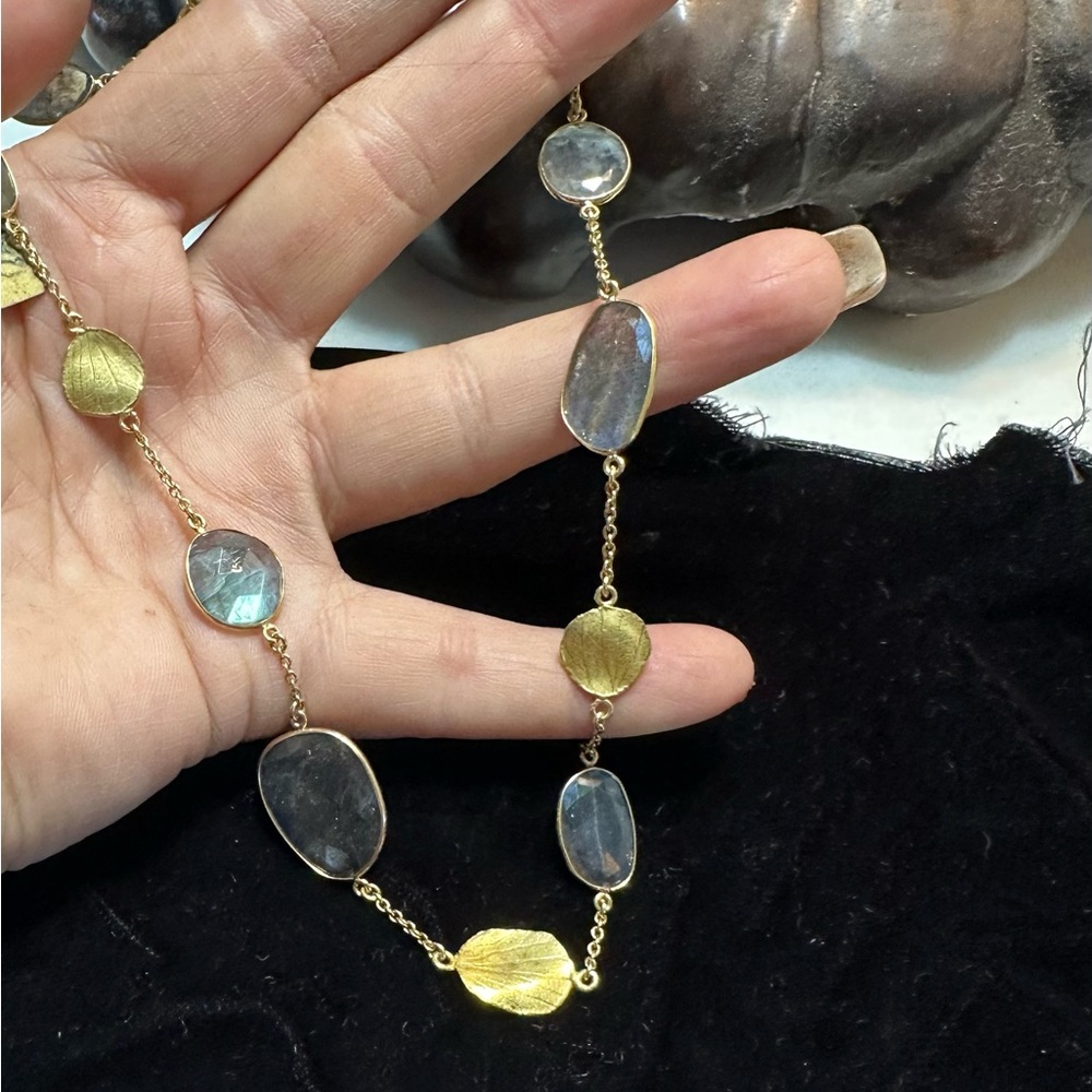 Barbara Heinrich new 18kt gold and labradorite necklace - Picture 6 of 11